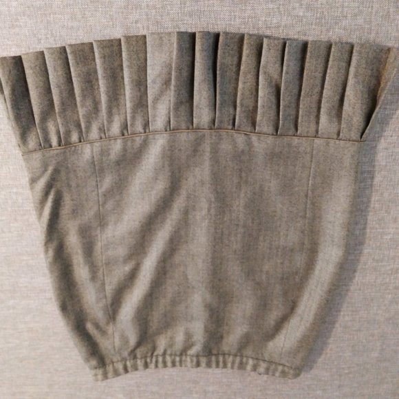 - Cida's - oscar de la renta skirts . New No Tag. - Picture 8 of 8